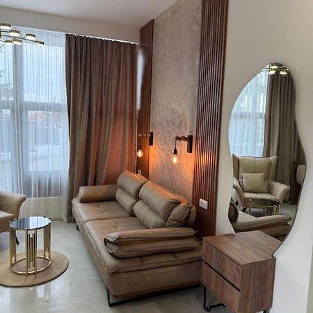 ليسكوفاك Apostolovic Plus المظهر الخارجي الصورة
